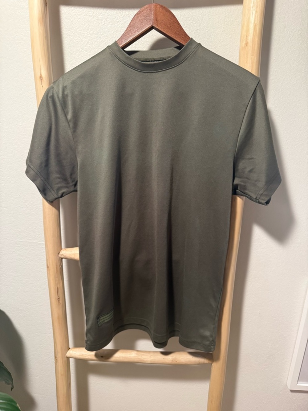 Under Armour Men's Olive Crew Neck Performance T-Shirt
